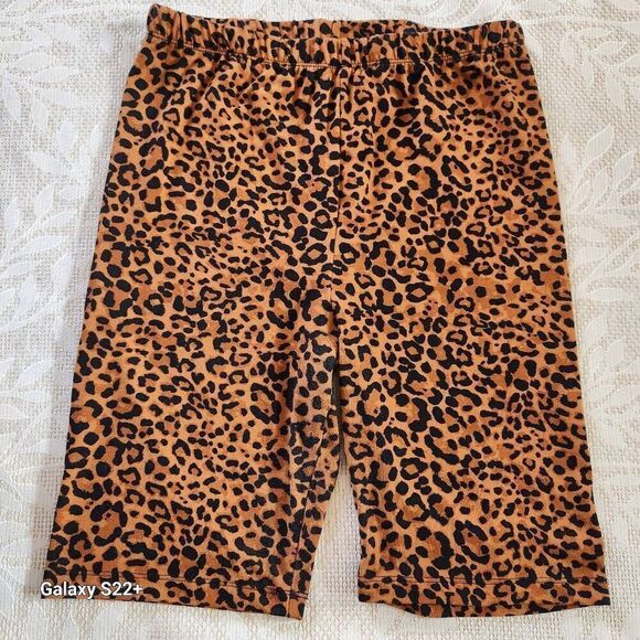 Zenana animal print leopard knit shorts - Picture 1 of 5